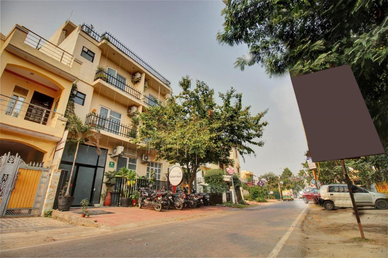 Super Townhouse Kachnar House Vikas Nagar Hotel Hasanganj Eksteriør billede