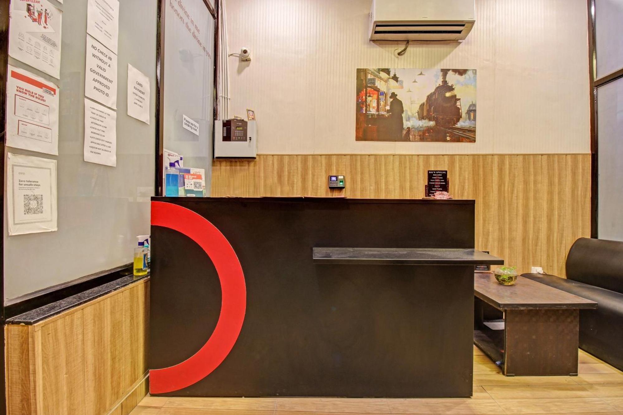 Super Townhouse Kachnar House Vikas Nagar Hotel Hasanganj Eksteriør billede